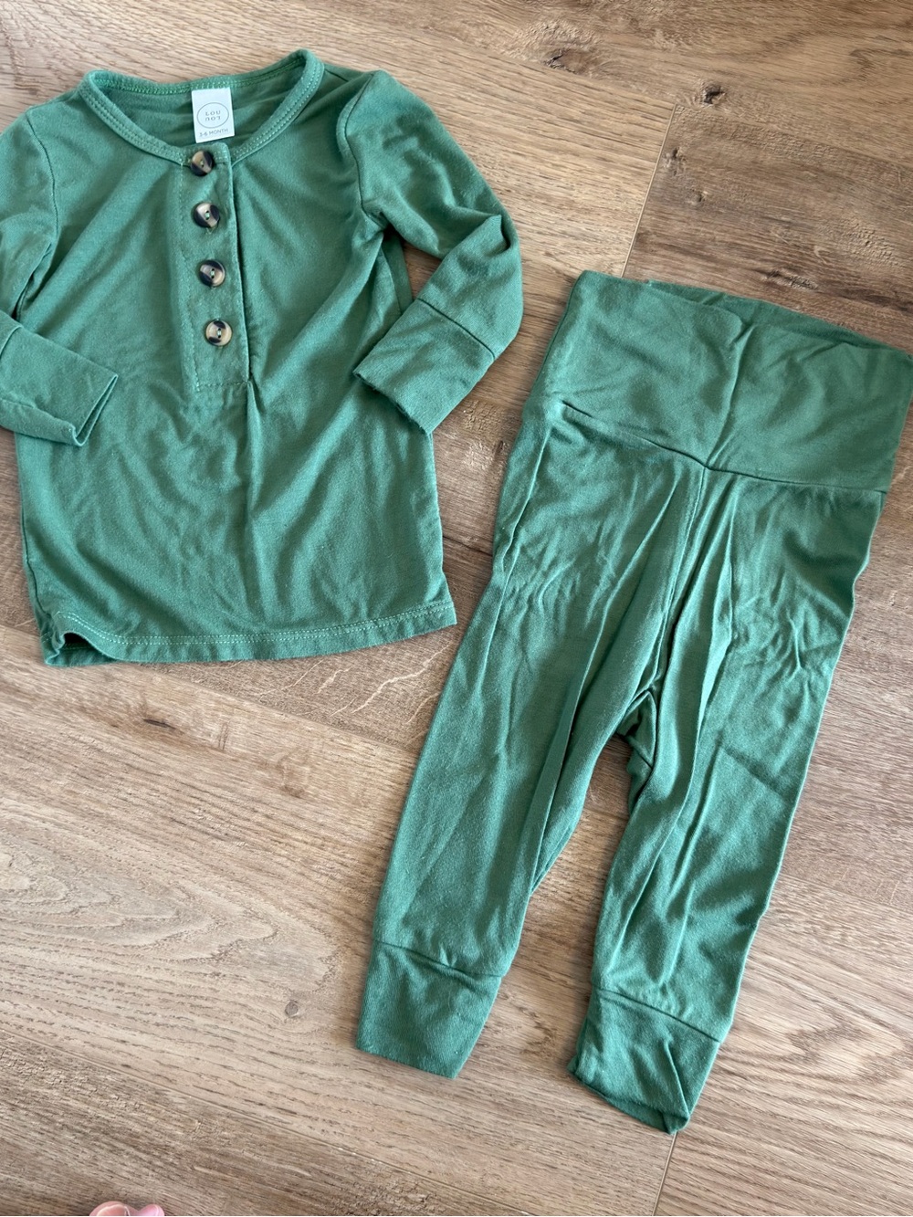 Lou Lou & Company Green Long Sleeve Top and Leggings Set